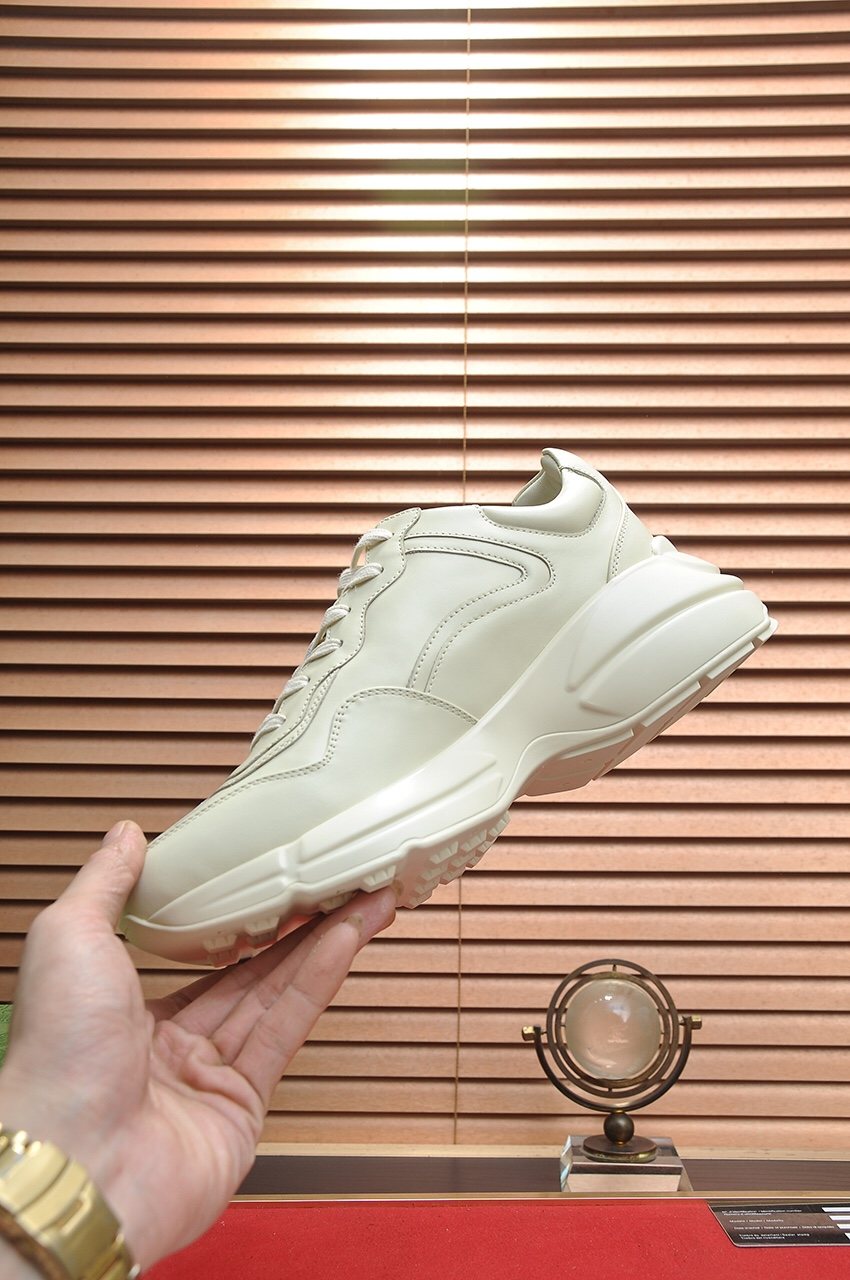 Gucci Off-White Graphic Sneakers - Layered Upper And Sculpted Sole