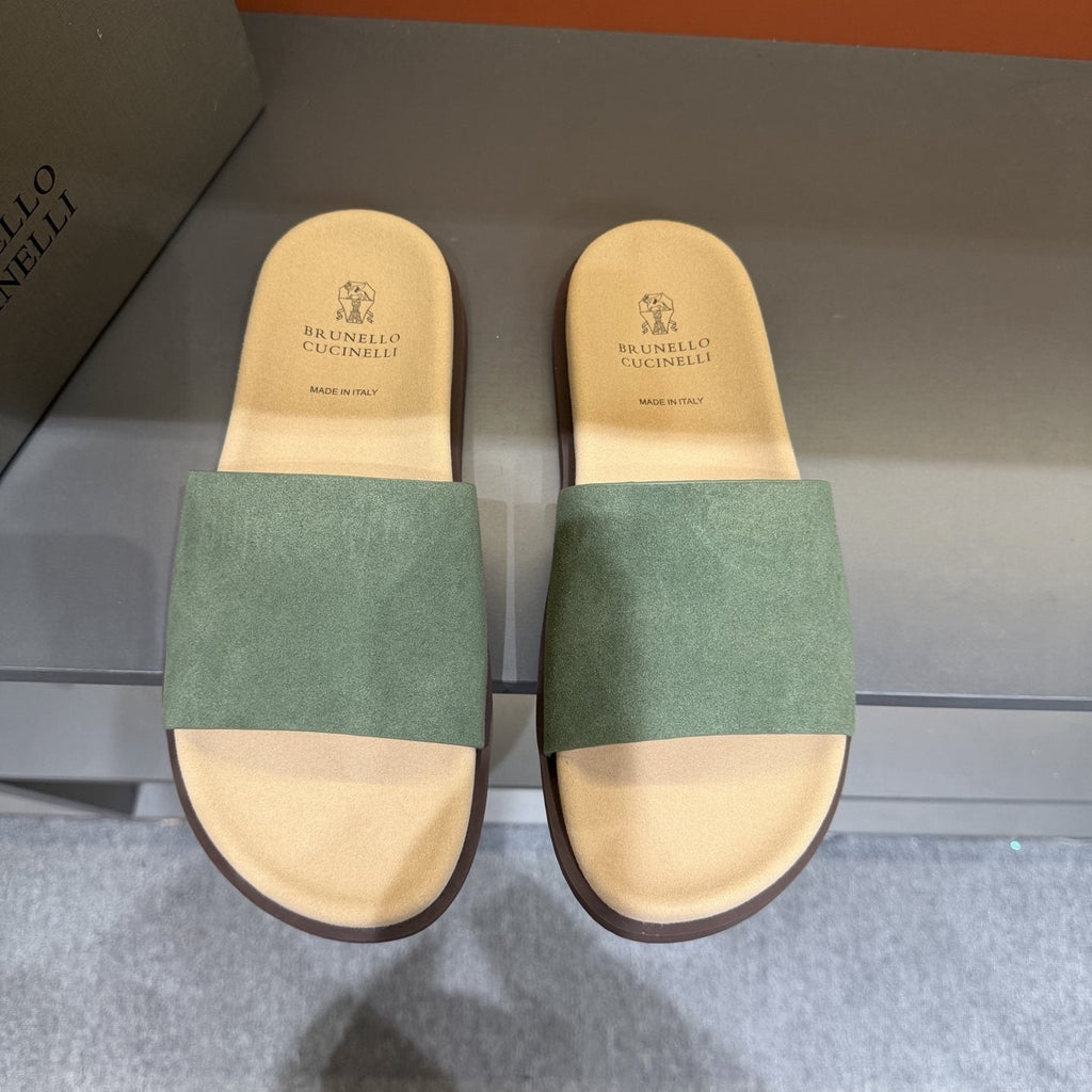 Brunello Cucinelli Men's Wide-Strap Slide Sandals - Light-Toned Footbed