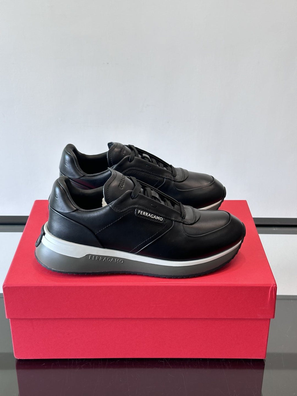 Ferragamo Men's Low-Top Lace-Up Sneakers