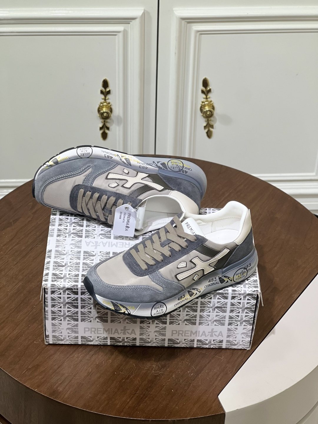 Premiata Contrast Panel Low-Top Sneakers