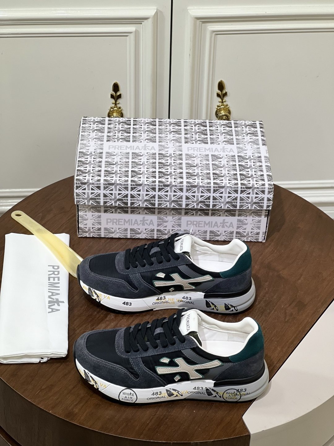 Premiata Contrast Panel Low-Top Sneakers